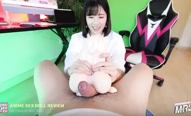 P站百万粉丝露脸日本网黄「obokozu」极品女友用自己身体和巨乳玩偶飞机杯为男友做对比是一种怎样的体验？