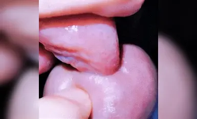 最新10月福利！推特反差母畜人妻【荡妇馨儿】大尺度视图，露出吃鸡舔蛋吸精样样通(1)