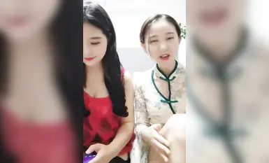 [อัปเดตตามคำขอ] Zixian แอร์โฮสเตสสาวหน้าตาดีที่เพิ่งไปทะเลกำลังสอดแฮมของเธอเข้าไปในหีของกันและกัน มาเลย มาบินกันเป็นสองเท่า คุณจะมีความสุขมาก