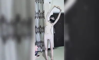 Được tùy chỉnh riêng cho các ông trùm địa phương, gầy và xinh đẹp, khuôn mặt lộ liễu của nữ sinh [Tim] Bộ sưu tập đầy đủ lợi ích, sức sống trẻ trung, đạo cụ múa khỏa thân Ziwei quan hệ tình dục và xuất tinh, đầy đủ thuộc tính chó cái (3)