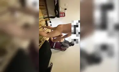 [Tutu_Xiuhe_tu521125] Krim gaun pengantin, seks oral dalam tandas lelaki, kencing, seragam, pendedahan, jalang kontras, dua orang (2)