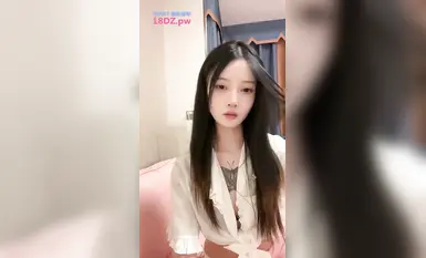 極品平模女神搔首弄姿扣穴手淫色誘炮友無套騎乘內射／巨乳淫蕩禦姐舔逗肉棒各種體位激烈啪啪淫液氾濫等 04
