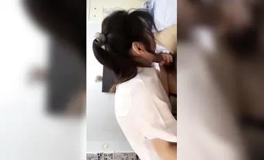 漂亮JK美眉【江南第一深情】你好好看 大不大 嗯 啊好爽操死我 沒拍臉 身材苗條在家被大雞吧無套輸出 內射 嬌喘不停