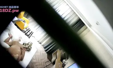 盜錄蜂腰巨乳美少婦與上司開房互舔攻守兼備無套內射／大學眼鏡男酒店束縛苗條白皙大奶女友深喉各種體位抽插等 17