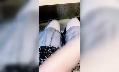 户外日常~【黛西老师】网吧大胆自慰~道具震逼~按摩吃鸡啪啪秀(2)