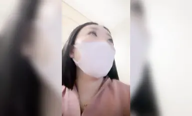 户外日常~【黛西老师】网吧大胆自慰~道具震逼~按摩吃鸡啪啪秀(5)