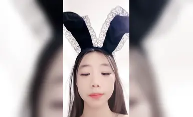 인터넷에서 가장 아름다운 소녀 ~ [Xiaoyun Slowly] 신의 관점에서 클로즈업 ~ 둥근 가슴, 핑크 보지, 알몸 댄스 소품 및 자위 (2)