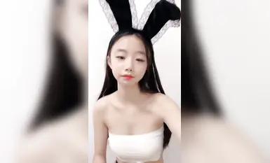 인터넷에서 가장 아름다운 소녀 ~ [Xiaoyun Slowly] 신의 관점에서 클로즈업 ~ 둥근 가슴, 핑크 보지, 알몸 댄스 소품 및 자위 (2)
