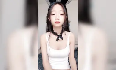 인터넷에서 가장 아름다운 소녀 ~ [Xiaoyun Slowly] 신의 관점에서 클로즈업 ~ 둥근 가슴, 핑크 보지, 알몸 댄스 소품 및 자위 (5)