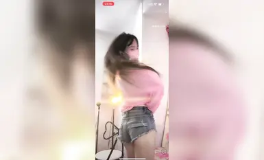 Penari selebriti internet Douyin @宁向(xiangxiang) ahli kumpulan mempersembahkan tarian telanjang berskala besar (10)