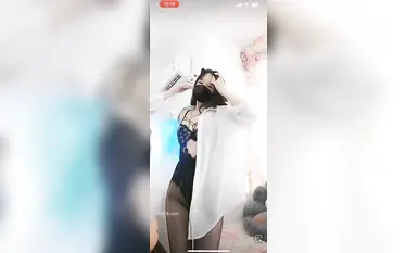 抖音网红舞姬@宁向(向向) 会员群大尺度裸舞(23)