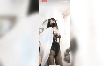 抖音网红舞姬@宁向(向向) 会员群大尺度裸舞(23)