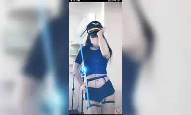 Douyinのネット有名ダンサー@宁向(xiangxiang)メンバーグループが大規模な裸ダンスを披露(39)