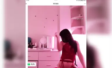 Nhóm thành viên vũ công nổi tiếng trên mạng Douyin @宁向(xiangxiang) biểu diễn điệu nhảy khỏa thân quy mô lớn (46)