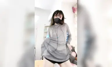 Douyinのネット有名ダンサー@宁向(xiangxiang)メンバーグループが大規模な裸ダンスを披露(47)