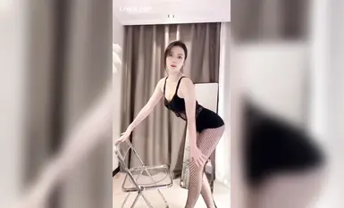 นักเต้นหน้าตาสูงของ Douyin @circle吖ปรับแต่งคอลเลกชันการเต้นรำสุดฮอตตอนที่สอง (11)