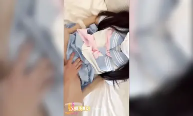 Malambot at matamis, cute at cute na batang babae na ipinanganak noong 2000 [QQ Sugar Kids] ✅ Niloko ng maliit na puting tigre na lolilo ang kanyang kasintahan, at sinanay at tinagos ng husto ng ama ng sponsor! Pinupuno ng malaking titi ang lubricated, ba