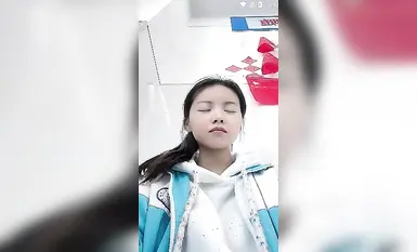 Pelajar sekolah tulen ~ [Baru 18] mendedahkan payudaranya di dalam kelas ~ membuat janji temu dengan lelaki kaya! (2)