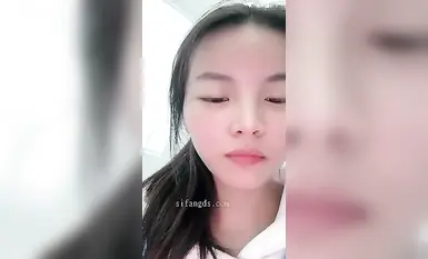Pelajar sekolah tulen ~ [Baru 18] mendedahkan payudaranya di dalam kelas ~ membuat janji temu dengan lelaki kaya! (2)