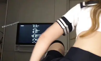 【貴陽方言】貴陽肌肉紋身大屌帥哥與他的模特女友流出，女王樣女友反差變態喜歡玩弄男友肛門大屌還能夾屌噴水【第二彈】 (4)