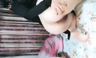 女健身教练这身材真是完美炮架子，大眼高颜天然巨乳大屁股被学院舔逼后入