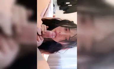 Sự tương phản tồi tệ giữa cô nữ sinh ngây thơ nhất khi còn trẻ!