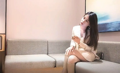 5000約極品明星臉女神 兼職平面模特，高顏值好身材！--4K字幕版