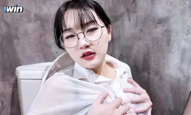 极品颜值反差小姐姐【魏桥安】✅在公司洗手间里自慰被洋老板发现巨大肉屌操进娇嫩蜜穴！小巧身材要被操破了一样
