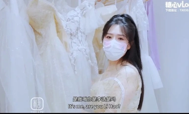 糖心Vlog 孤独准新娘在婚纱店被老公下属下药迷奸樱空桃桃
