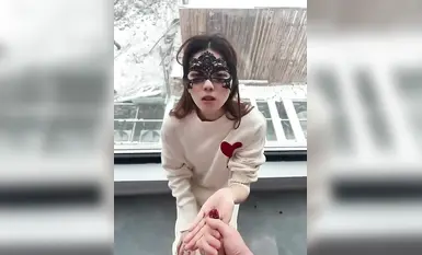 超极品泄密流出视图白领美女【孙M瑶】被变态富二代包养温泉酒店度假自拍性爱SM视频(2)