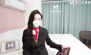 Lonely slut seduces delivery man at Christmas_Sucks pussy and ask for it wildly_MSD_202_Fox Bu Yao
