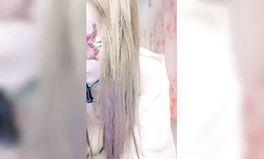 臀翘逼粉水冰冰【瑜伽洋依妹】太骚了好勾魂一字马翘臂(4)