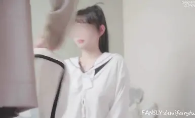 '데미대디' 순진한 여고생이 밀수품을 밀수하다 담임선생님에게 붙잡혀…방과후 선생님의 장난감이 됐다