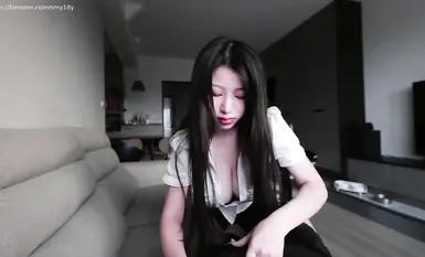 Fansone【艾玛Emma】雪白巨乳家庭教师被玩弄到留出白浆