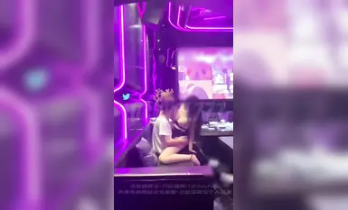 Maomao perempuan murahan itu berharap lain kali apabila kita bermain di KTV, lelaki boleh mengambil inisiatif dan bermain dengan lebih baik. Jangan biarkan saya, perempuan, mengambil inisiatif.