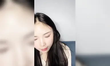 校花美女~【迦迦】丝袜诱惑~道具深喉~自慰狂插！掰穴~ (2)