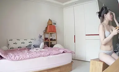 Palihim na kinukunan ang aking hipag sa paggising sa umaga, pagpapalit ng damit at paglalagay ng makeup