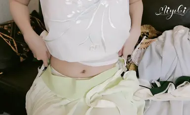 【絲襪美腿控狂喜】國產二次元福利姬Coser「鈴木美咲」大尺度私拍 「好久沒這樣高潮過了」中國風白色絲襪漢服少女操假雞巴
