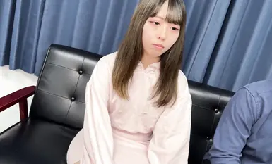 FC2PPV-4588423 ※露脸※ 业余可爱的19岁Ena-chan。由于他不听商店的话，他们决定惩罚他。即使她很可爱，我也不能原谅她，所以我会不经允许就这么做