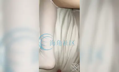 -海角女色狼『雅雅想睡親哥』鑽石貼合集，女追男隔層紗 爆操失禁白漿流一床，淫盪的小逼逼被哥哥操噴了一床的尿 (11)