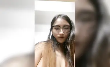 【04산산】G컵 대학생! 알몸으로 목욕하는 큰 오이를 구멍에 맹렬히 삽입하는 클로즈업_3
