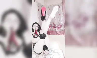 음탕한 누나와 창녀 [외로운 젊은 여자 수이수이] 더러운 말 엄마 상위 미용 도구 이중 삽입 항문 자위 상하 바쁘다 쉬지 않고 (3)