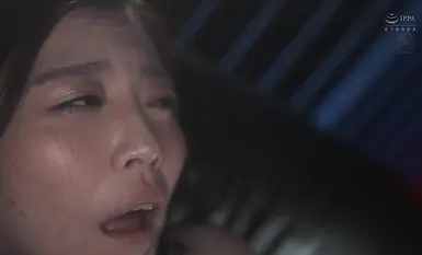 JUQ-769 女上司、歪んだ刺激と躾に溺れる、SM不倫性交。昼休みはダメな部下に躾けられて…。 専属美女の『苦しみ』という快楽を解放―。 木下凛々子