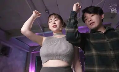 Penggambaran Peralatan SONE-237 4K untuk Best J-Cup Bust x Gravure Idol's Super Voluptuous Titty Fuck Specialty Brothel Gojo Ren