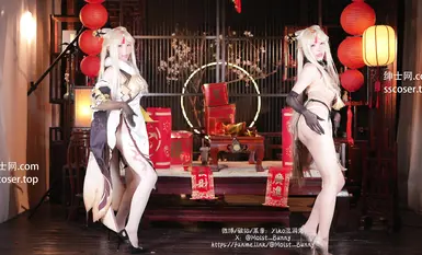 【2025年02月新品】高顏露臉美少女，極品嫩妹【Yiko濕潤兔】付費主題，《金蛇來財，凝光賀歲》