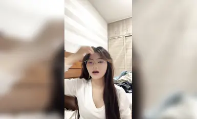 [Kunkun Rabbit] King Bomb_Super contrast_Pelajar perempuan geram berkaca mata_Bilik asrama pertunjukan besar melancap pussy_Temu janji hotel untuk dua pusingan_Pemasukan leher_Melancap (4)