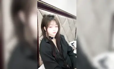 Perempuan jalang kontras kecantikan terkemuka, pertunjukan langsung, bilik hotel dan disetubuhi oleh abang besar tanpa kondom (1)