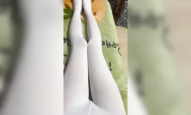 Gumastos ng malaking pera ang lokal na tyrant brother para i-customize ang isang high-value at perfect body little bitch, black and white stockings at high heels masturbation (1)