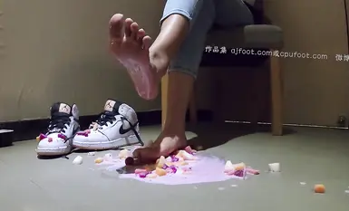 新しい写真をご覧ください素晴らしい鮮明な足アマチュア学生足モデル足フェチストッキング綿ソックス裸足ショーコレクション2（6）