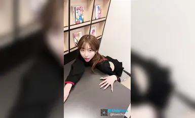[2월 신상품 ①] 5성 추천, 외모 으뜸, 하얗고 돈 많고 미인 여신[츄츄러브츄] 바다로 가서 재벌 육변기가 된 진짜 빈털터리 여신, 돈 많은 년(2)
